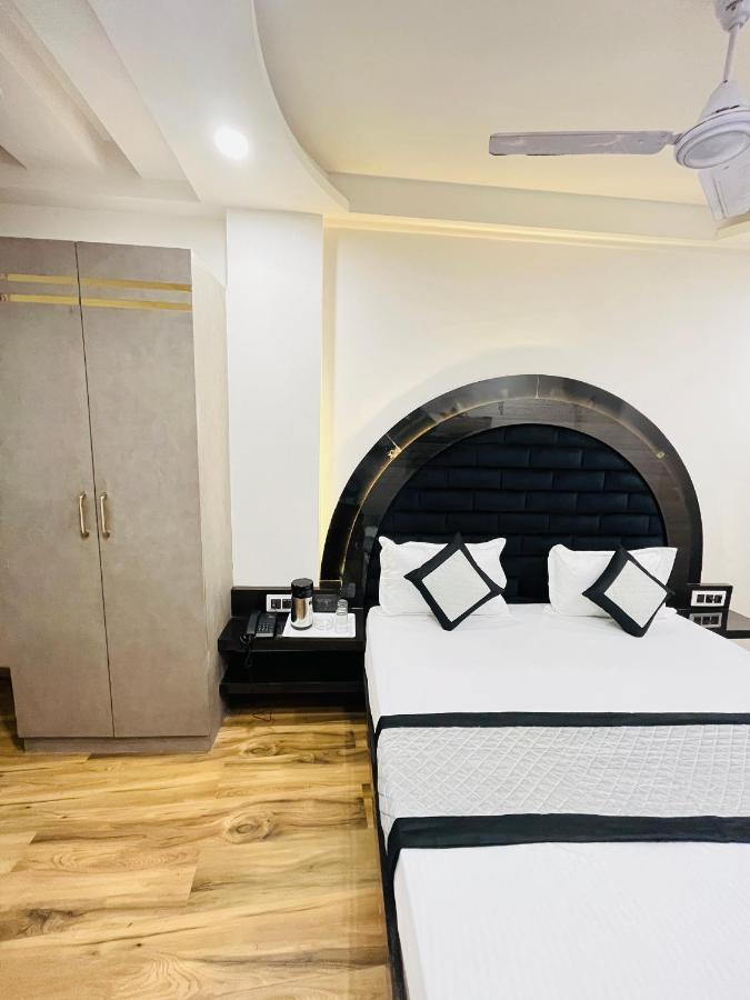 Hotel Red Stone Inn - Near New Delhi Railway Station - Paharganj Exterior photo