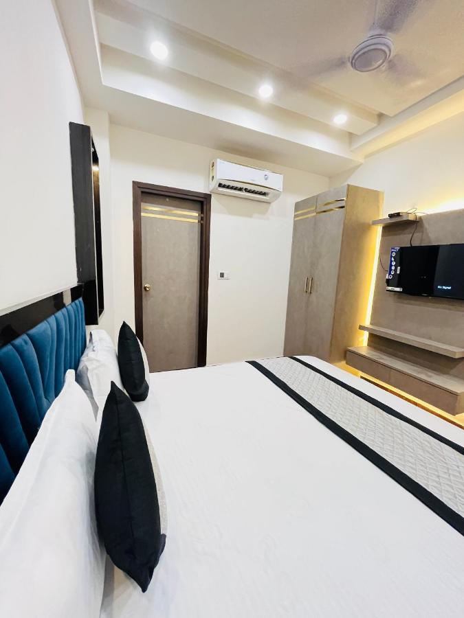 Hotel Red Stone Inn - Near New Delhi Railway Station - Paharganj Exterior photo
